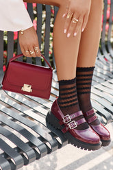 Chaussures femme en cuir verni bordeaux à brides